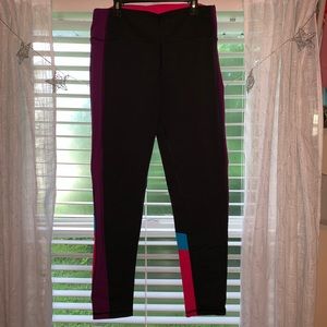 Victoria’s Secret Knockout Legging